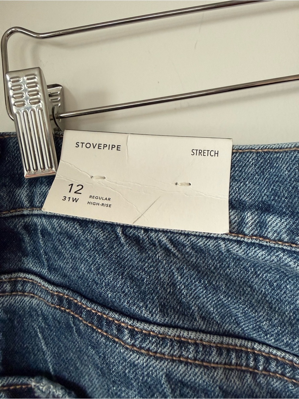 American Eagle Outfitters Relaxed Wide-Leg Blue Cuffed Jeans - Picture 6 of 6